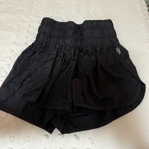 FREE PEOPLE SHORTS - SIZE S